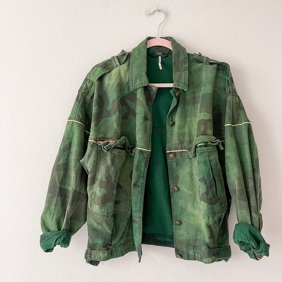 ❤️SOLD❤️Free People Slouchy Military Green Camo - Picture 4 of 12